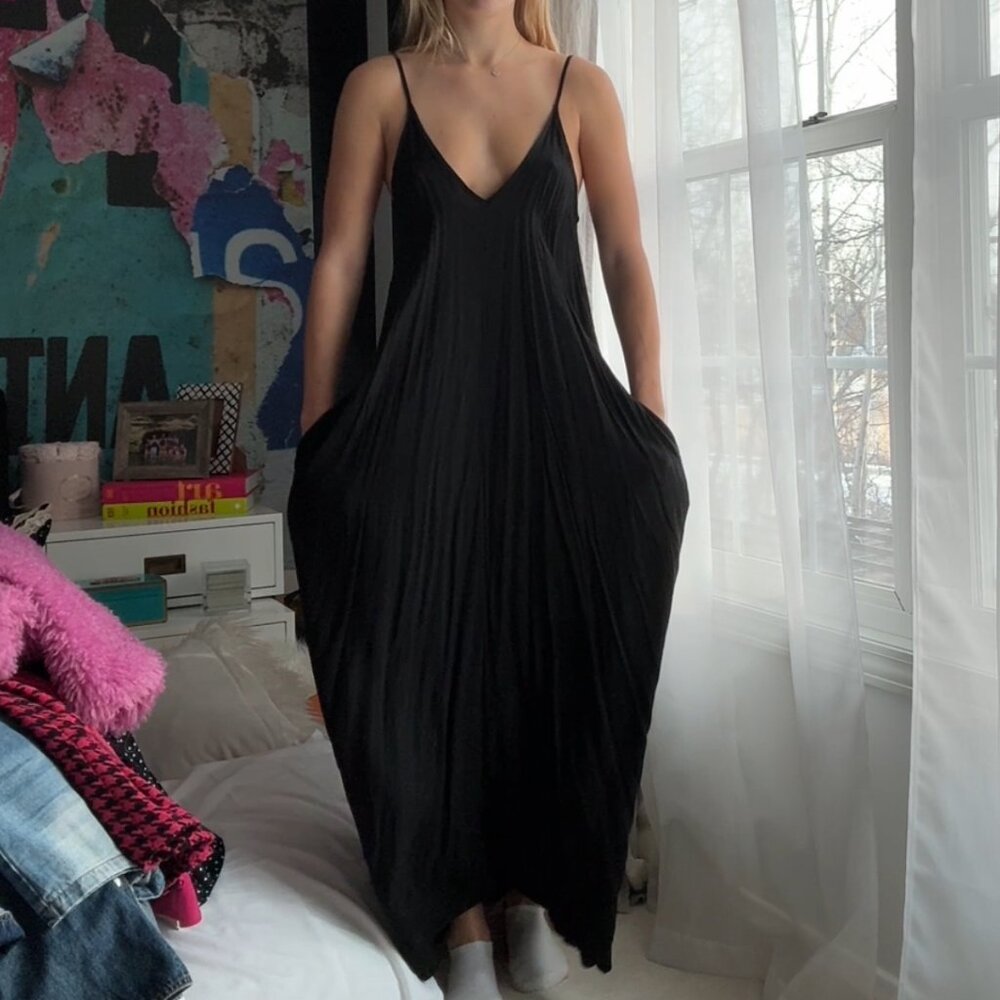 Black Elan Lightweight Maxi Dress